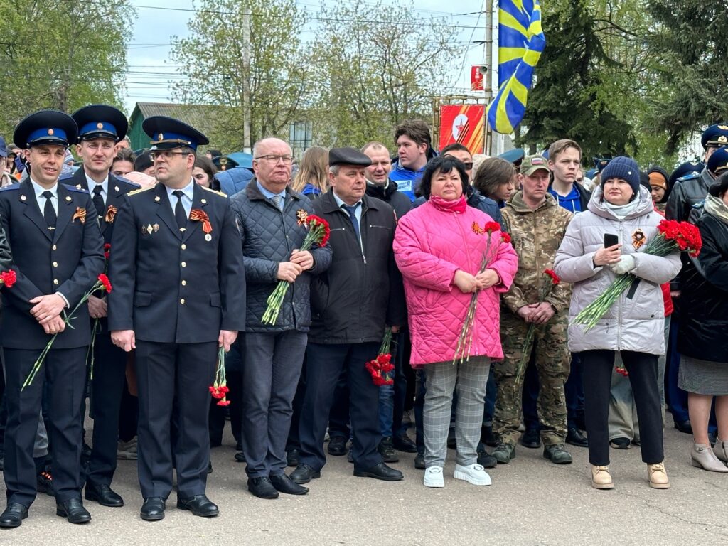 Костромичи отмечают день Великой Победы